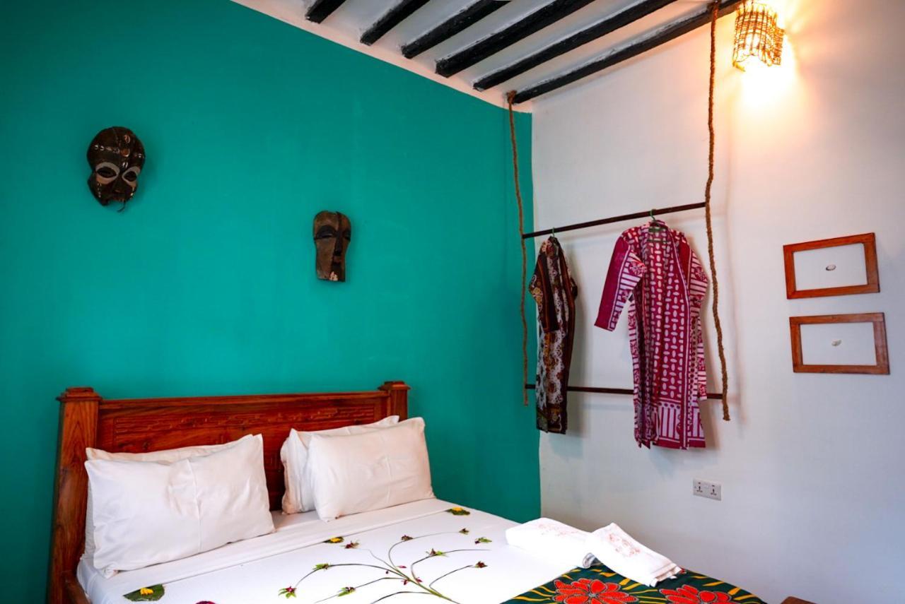 גאמביאני Pili Pili Swahili Lodge מראה חיצוני תמונה