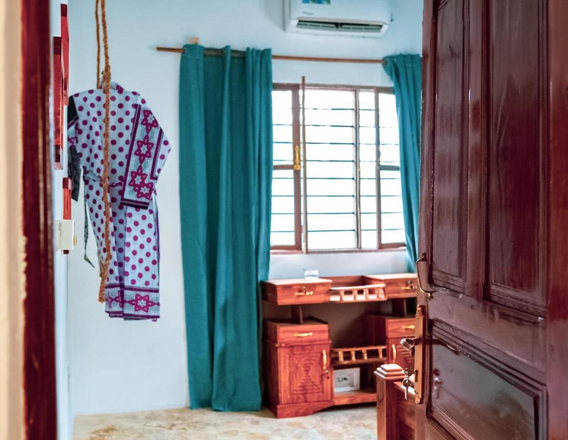 גאמביאני Pili Pili Swahili Lodge מראה חיצוני תמונה