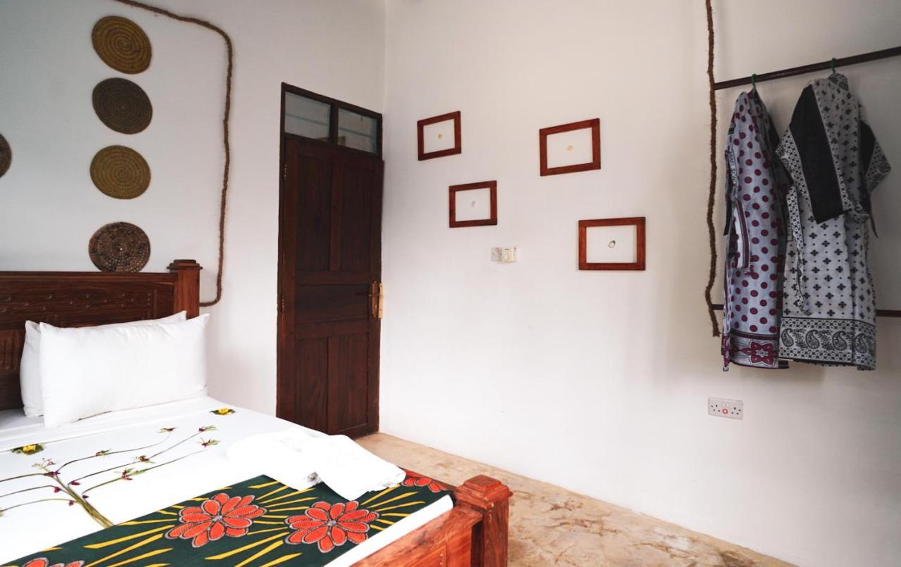 גאמביאני Pili Pili Swahili Lodge מראה חיצוני תמונה