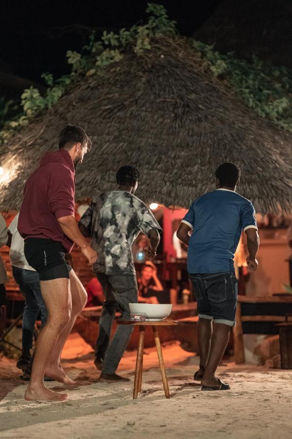 גאמביאני Pili Pili Swahili Lodge מראה חיצוני תמונה