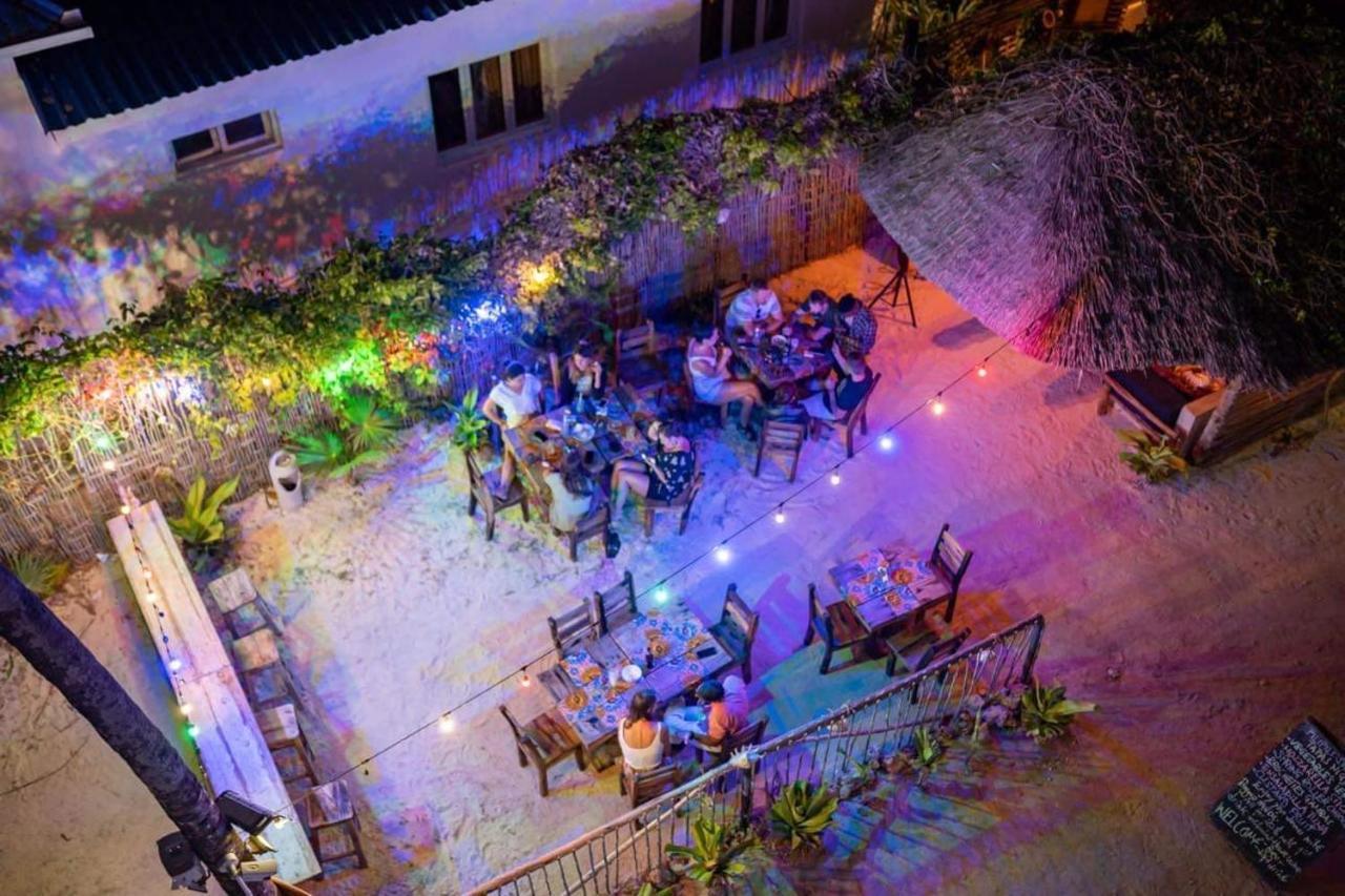 גאמביאני Pili Pili Swahili Lodge מראה חיצוני תמונה