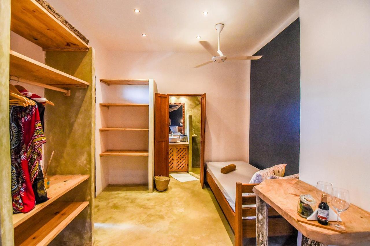 גאמביאני Pili Pili Swahili Lodge מראה חיצוני תמונה